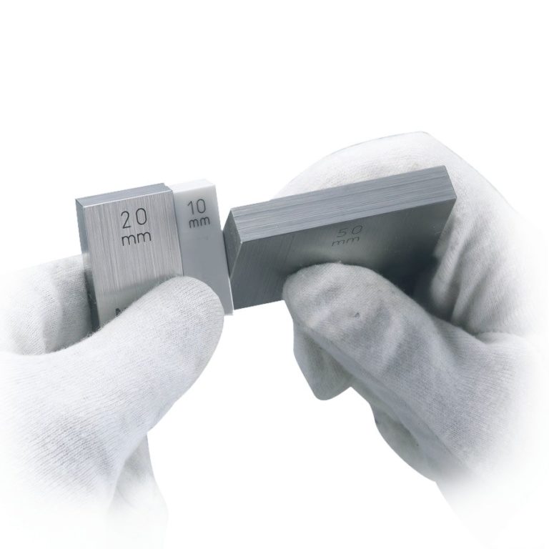 Gauge blocks (steel, carbide and ceramic)